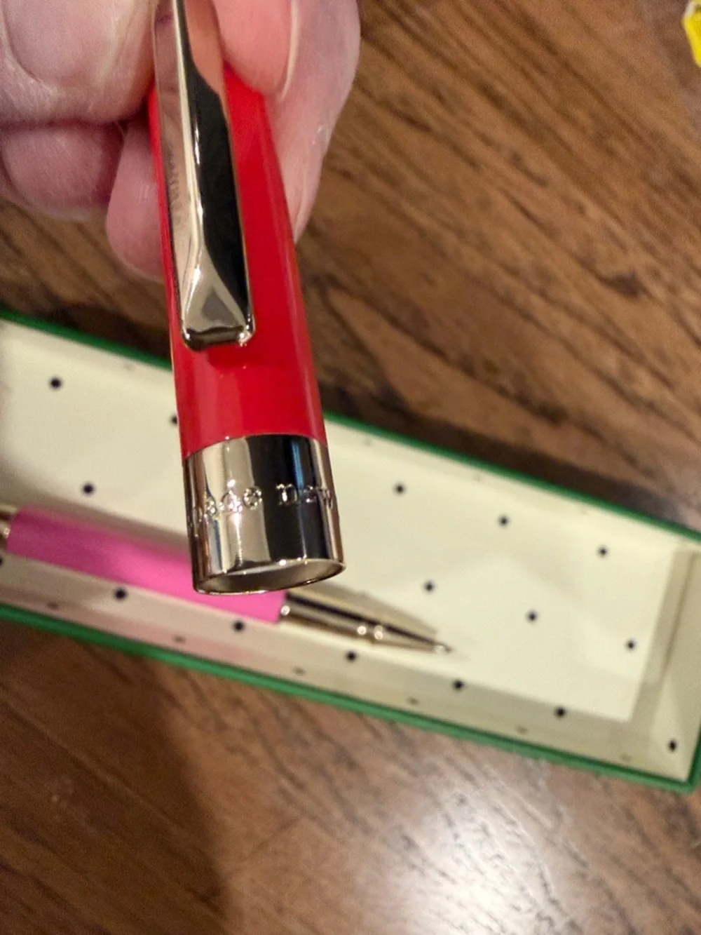 kate spade ♠️ Red & Pink Ballpoint Pen with Green logo Gift Box
